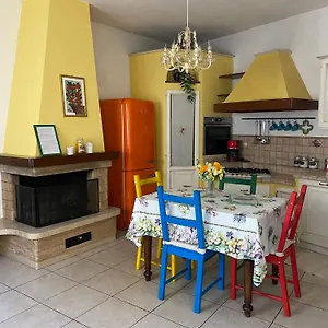 Indipendente Con Giardino Fralù Appartamento